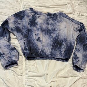 Altar'd State Purple Tie-Dye Cropped long sleeve women’s medium shirt elastic